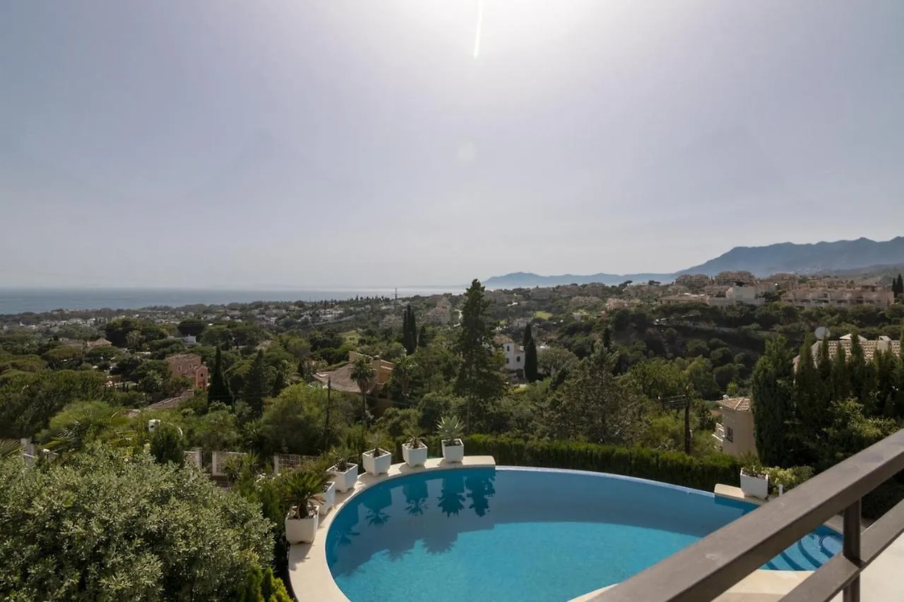Villa Buena Vista - Family Villa In Marbella Spain